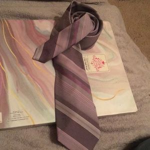 Ezra Lee London Tie An Perfect Tie for Easter!